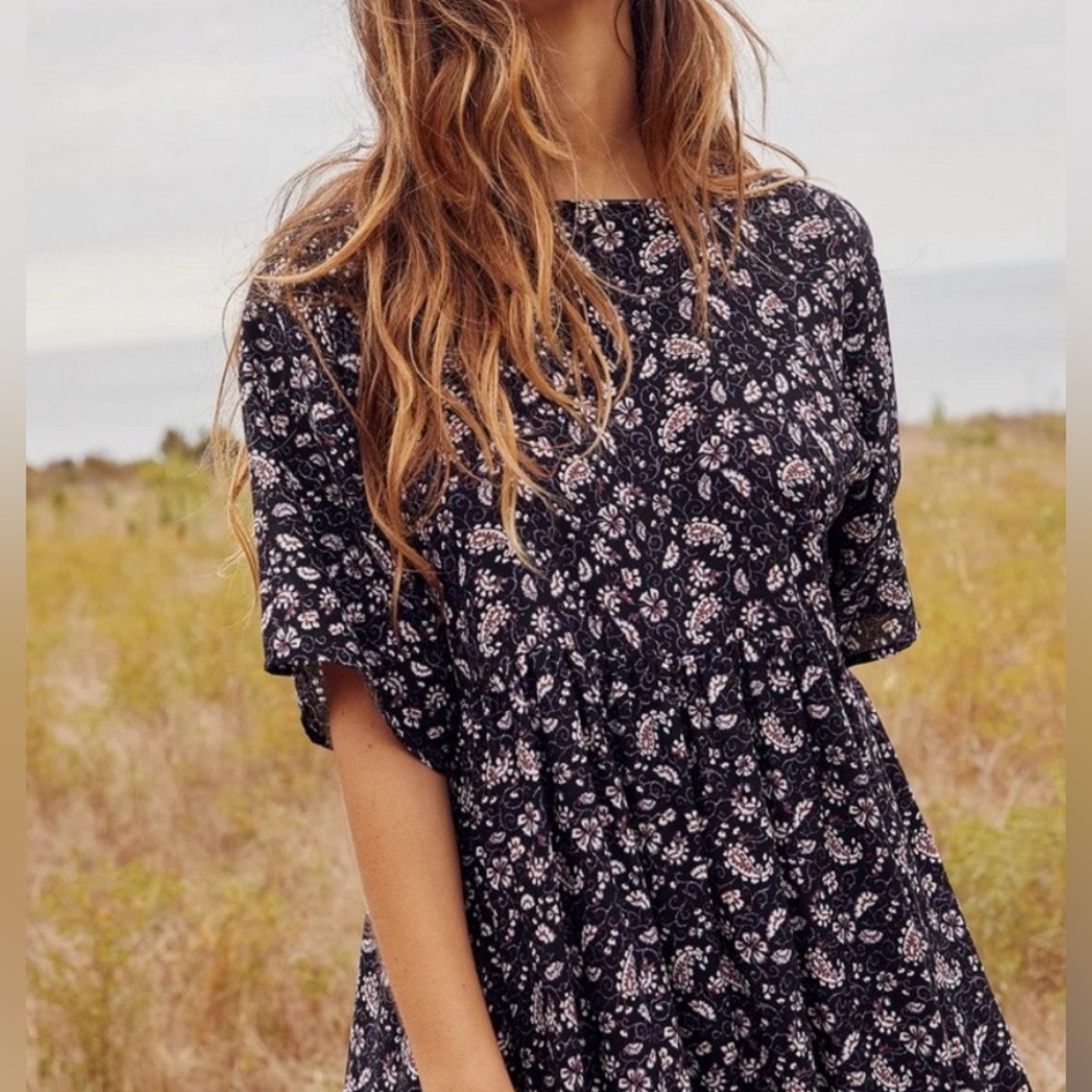 Christy Dawn The Theo Dress in Amethyst Paisley - Picture 13 of 14